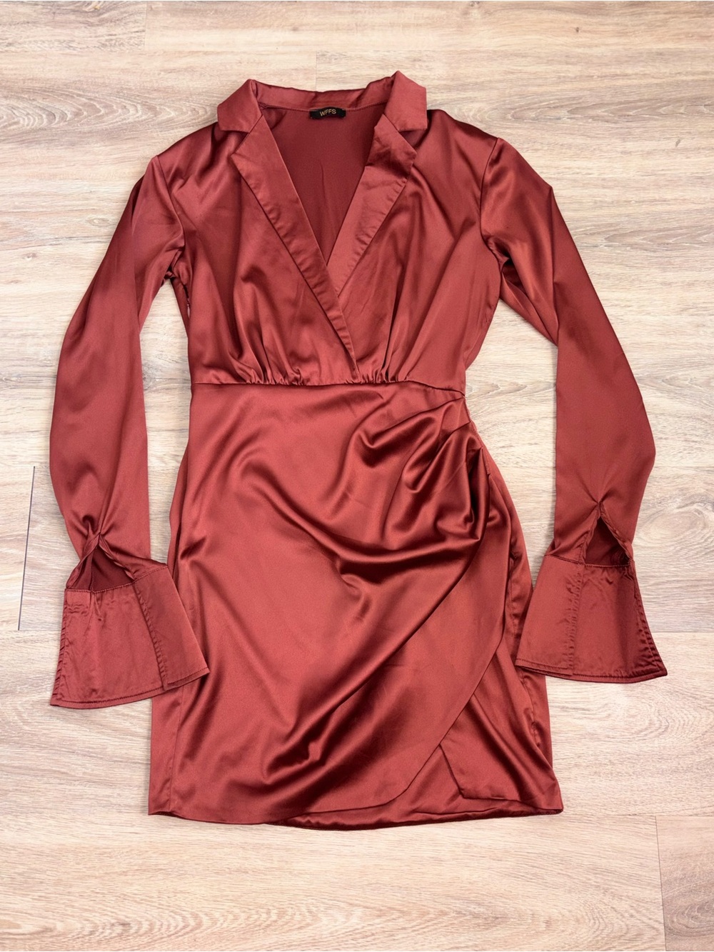 Golden Brown Satin Collared Long Sleeve Dress. Size Small